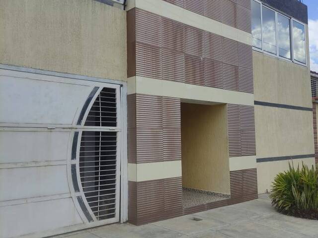 #3 - Casa para Venta en Valencia - G