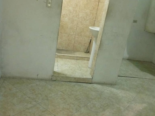 #13 - Casa para Venta en Valencia - G