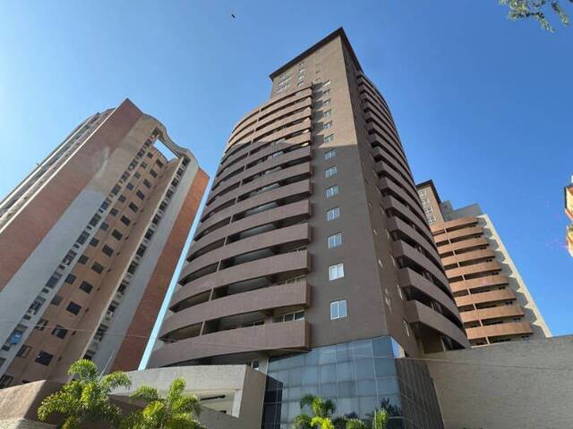 #27 - Departamento para Venta en Valencia - G