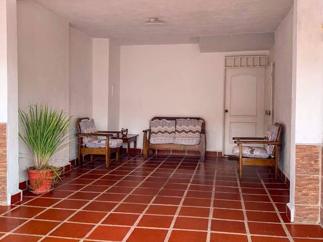 #37 - Casa para Venta en Valencia - G